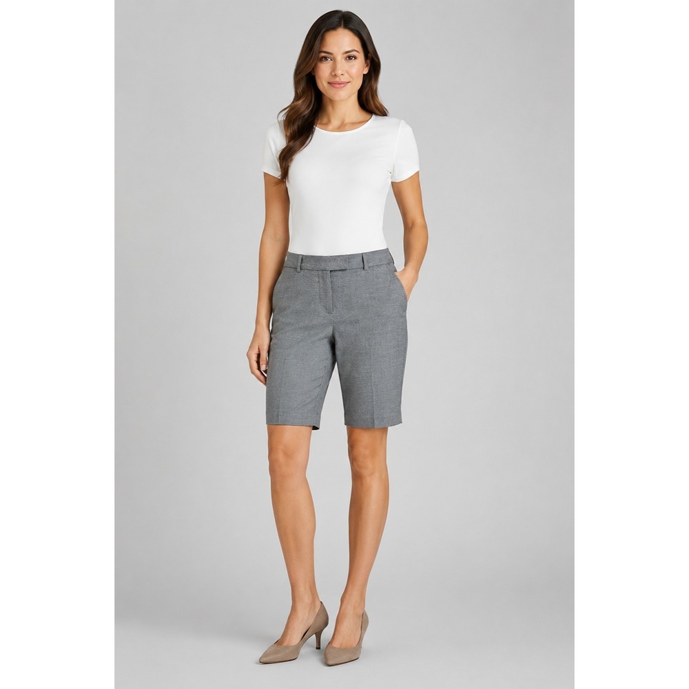 Old Navy Bermuda Career Short Womens 2 Gray Mid Rise Polyester Rayon Pockets
